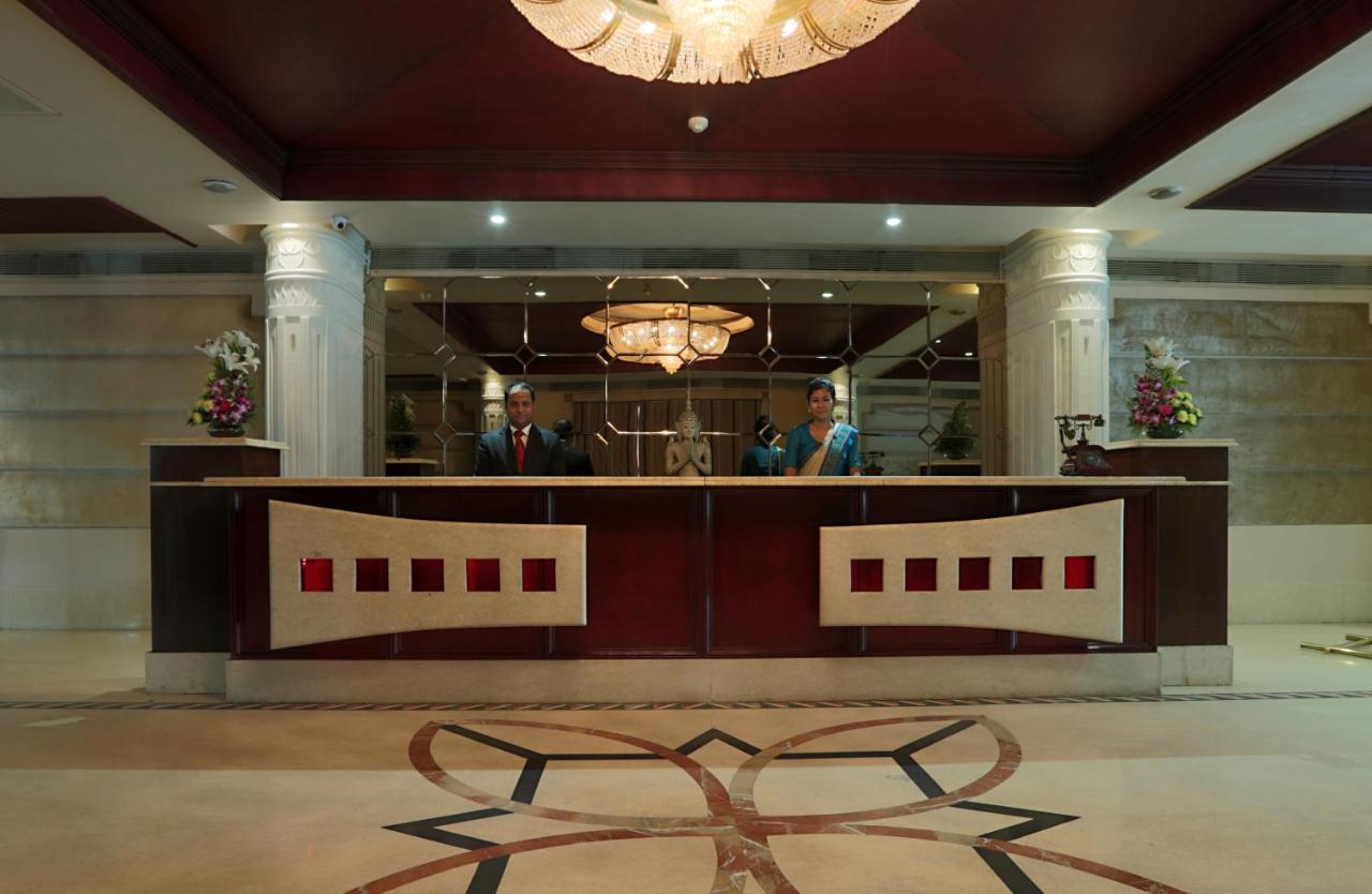 Hotel The Manor - A Boutique Hotel Jorhāt Екстериор снимка