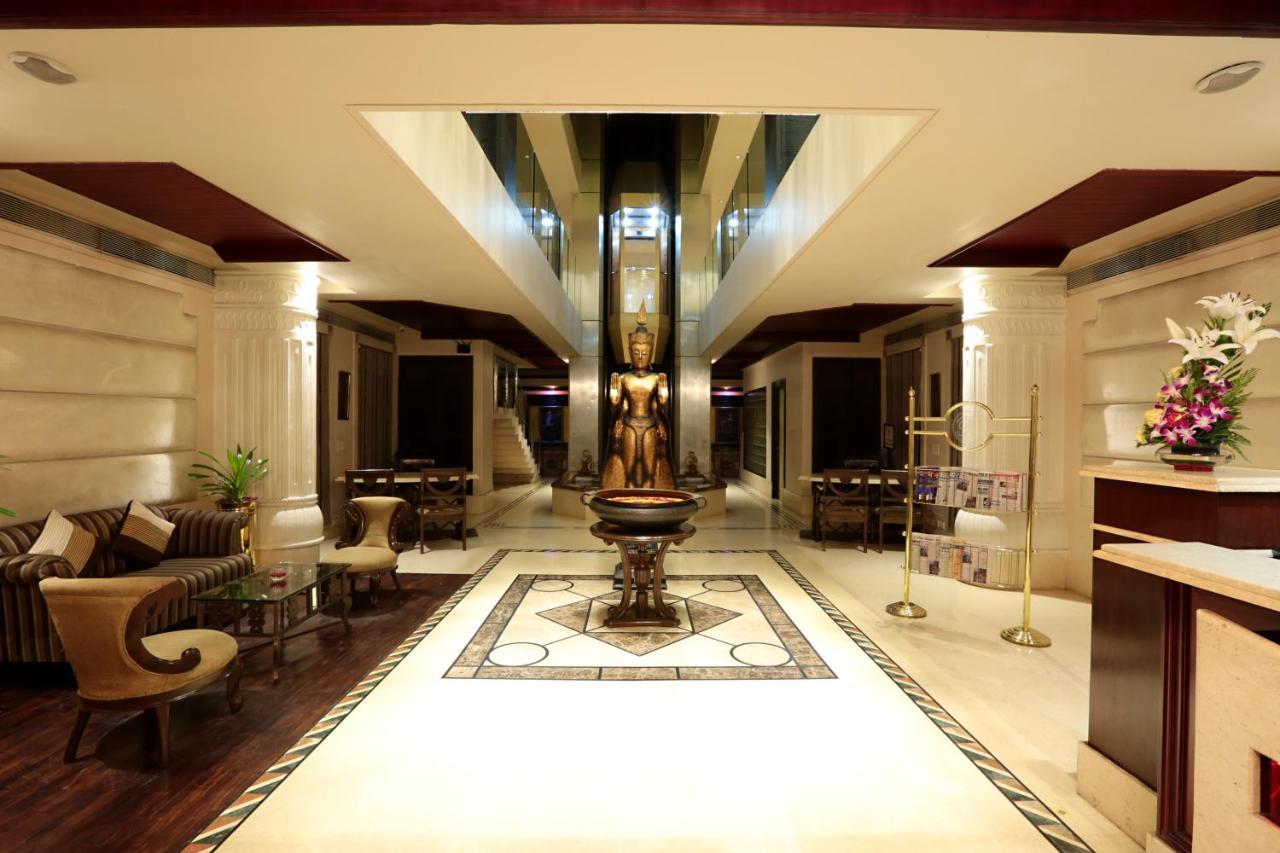 Hotel The Manor - A Boutique Hotel Jorhāt Екстериор снимка