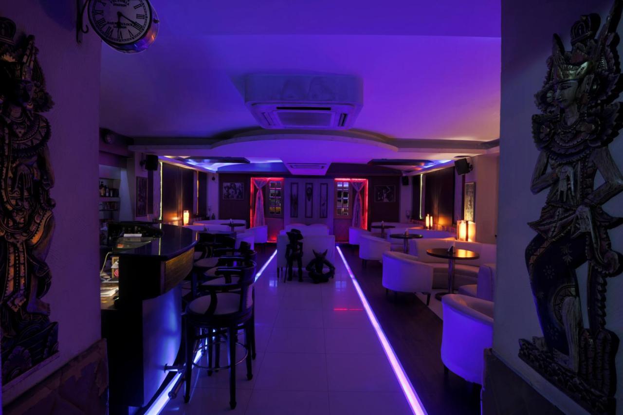 Hotel The Manor - A Boutique Hotel Jorhāt Екстериор снимка