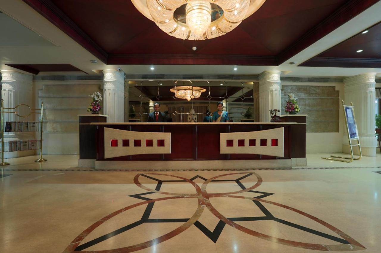 Hotel The Manor - A Boutique Hotel Jorhāt Екстериор снимка